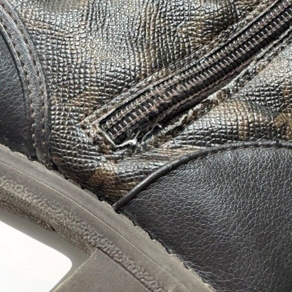 (GIRL’S 4) Michael Kors Dark & Light Brown Mid-Calf Logo-Patterned Boots - Picture 9 of 11